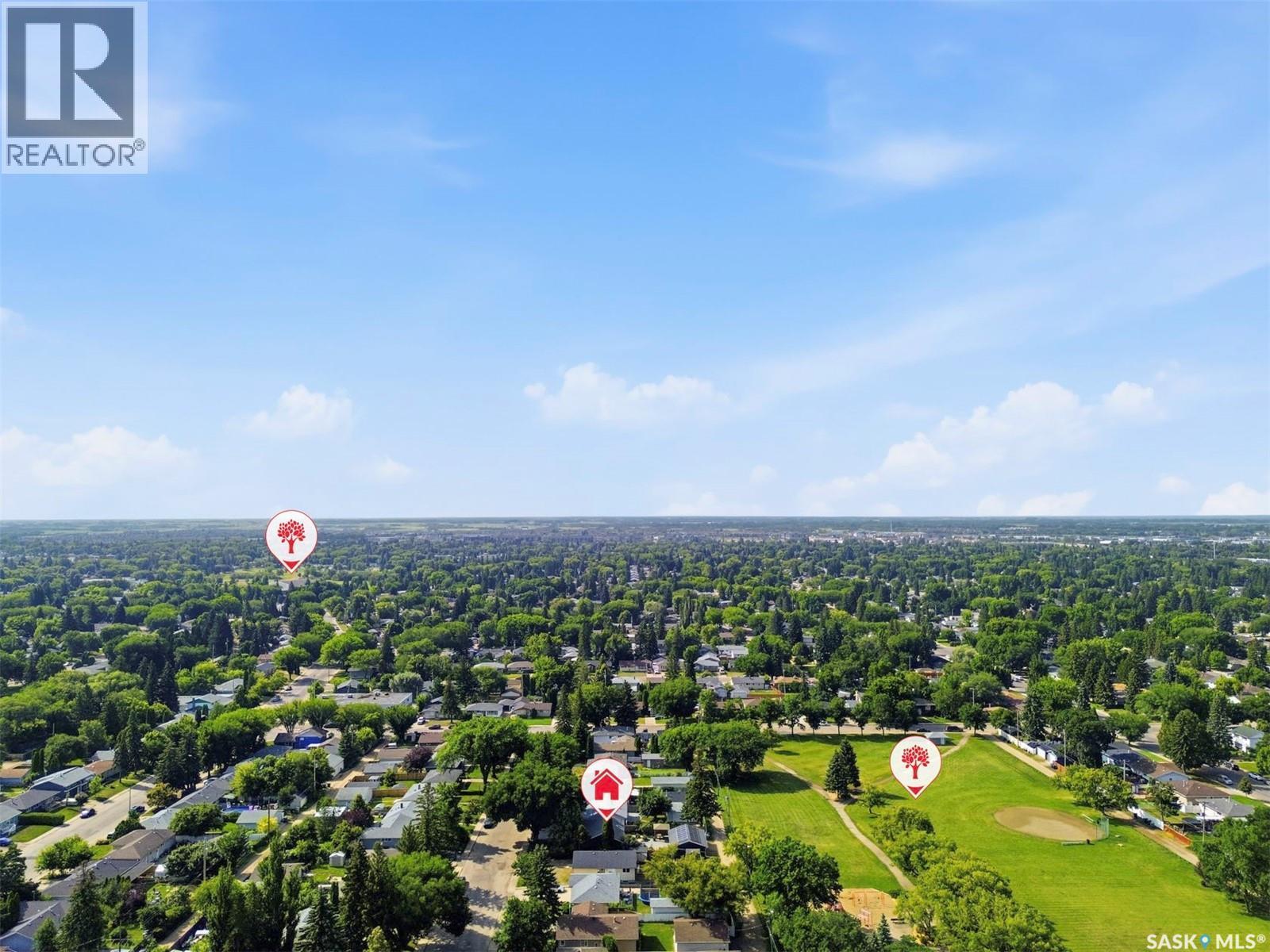 2002 Park Avenue, Saskatoon, SK - Outdoor With View