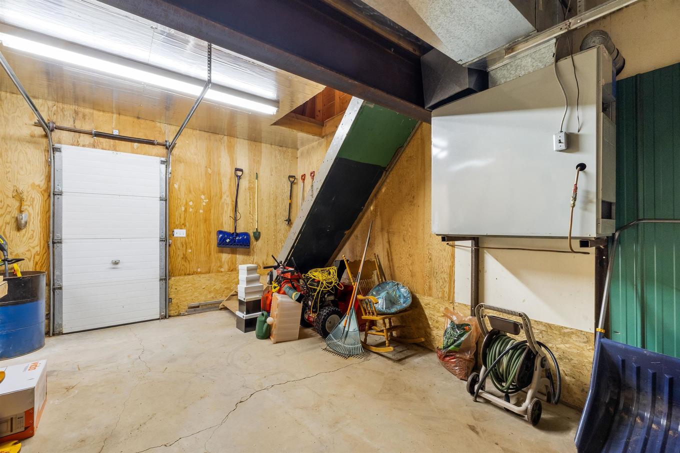 59 Vail Court, Stanhope, PE - Indoor Photo Showing Garage