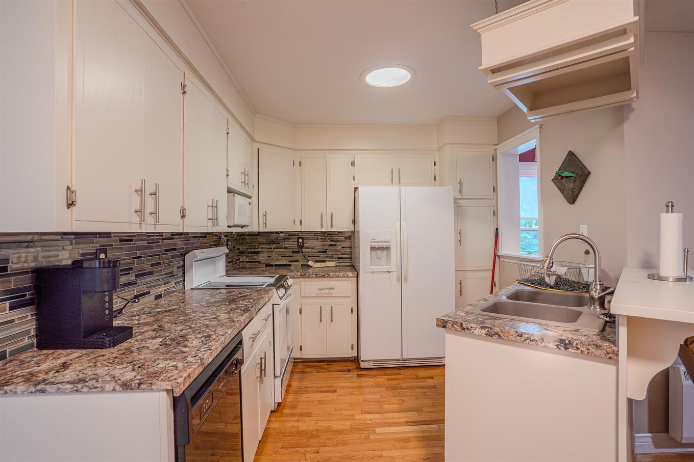 78 Lady Slipper Lane, Murray River, PE - Indoor Photo Showing Kitchen With Double Sink