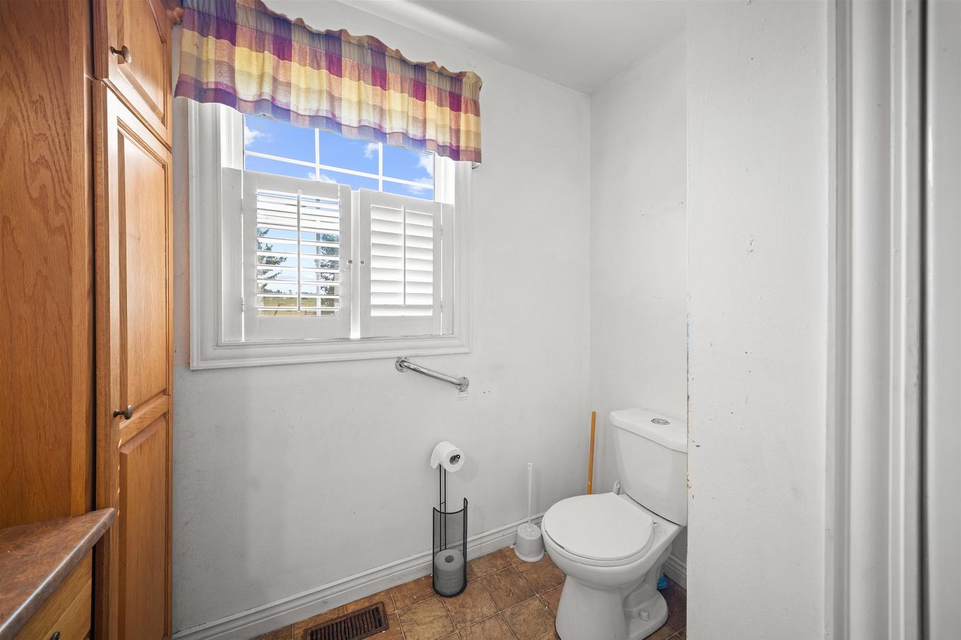 370 Diversion Road, Ellerslie-Bideford, PE - Indoor Photo Showing Bathroom