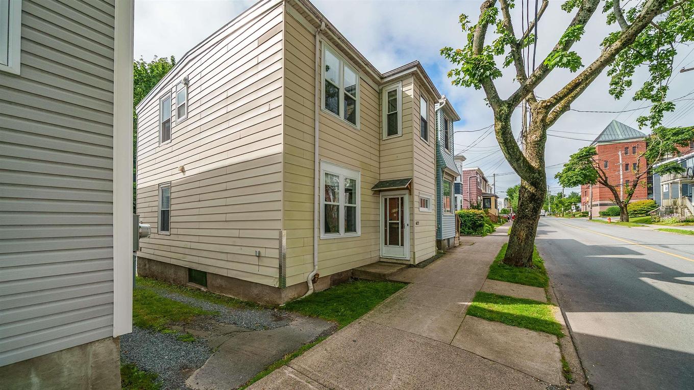 6122 North Street, Halifax Peninsula, NS - Outdoor