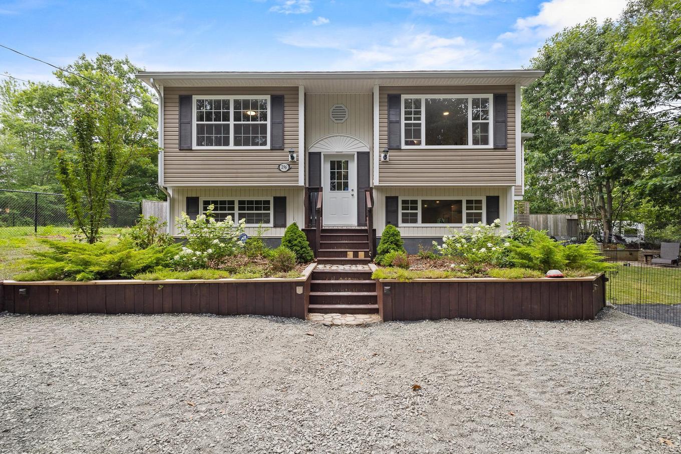 296 Exhibition Street, Kentville, NS