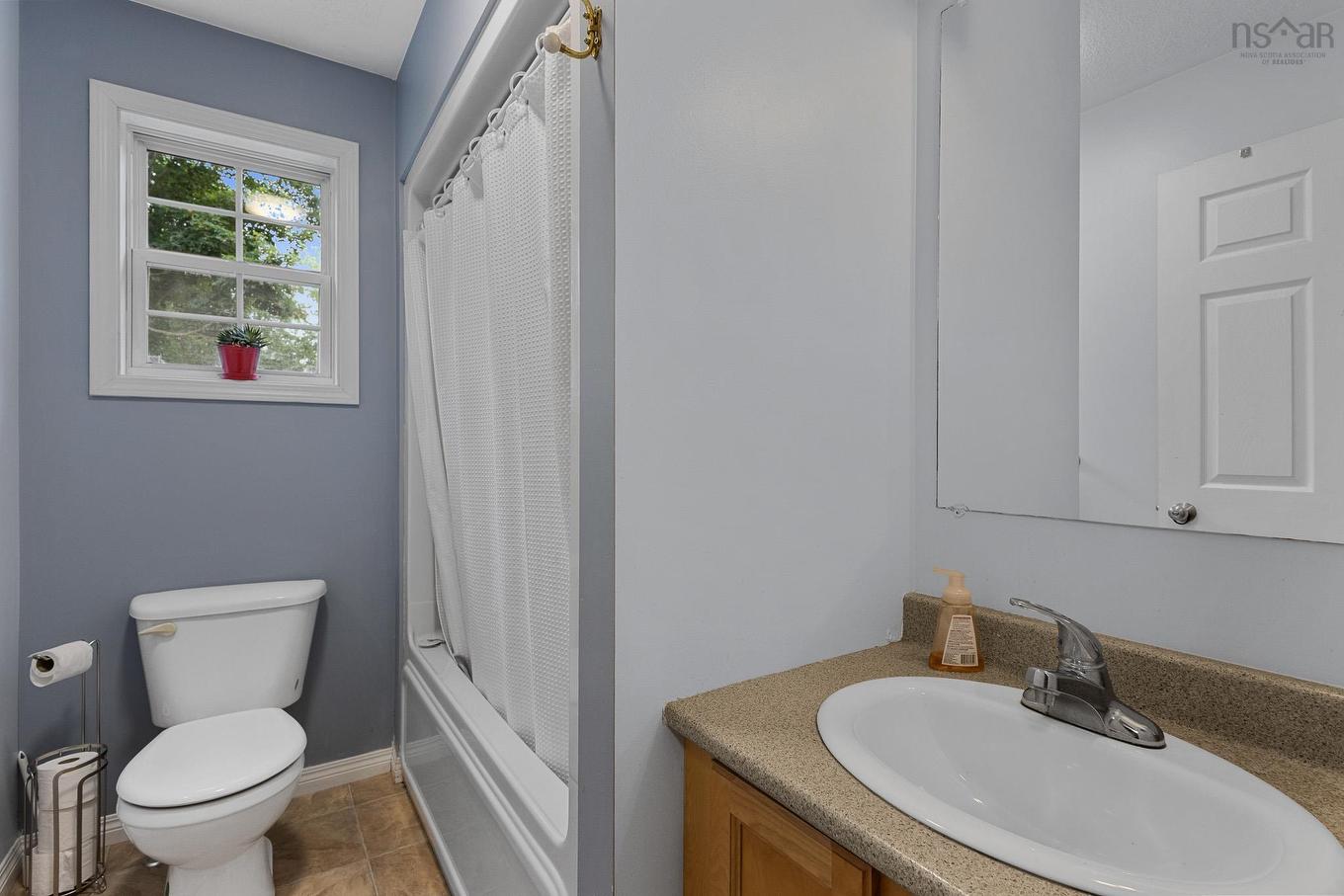 296 Exhibition Street, Kentville, NS