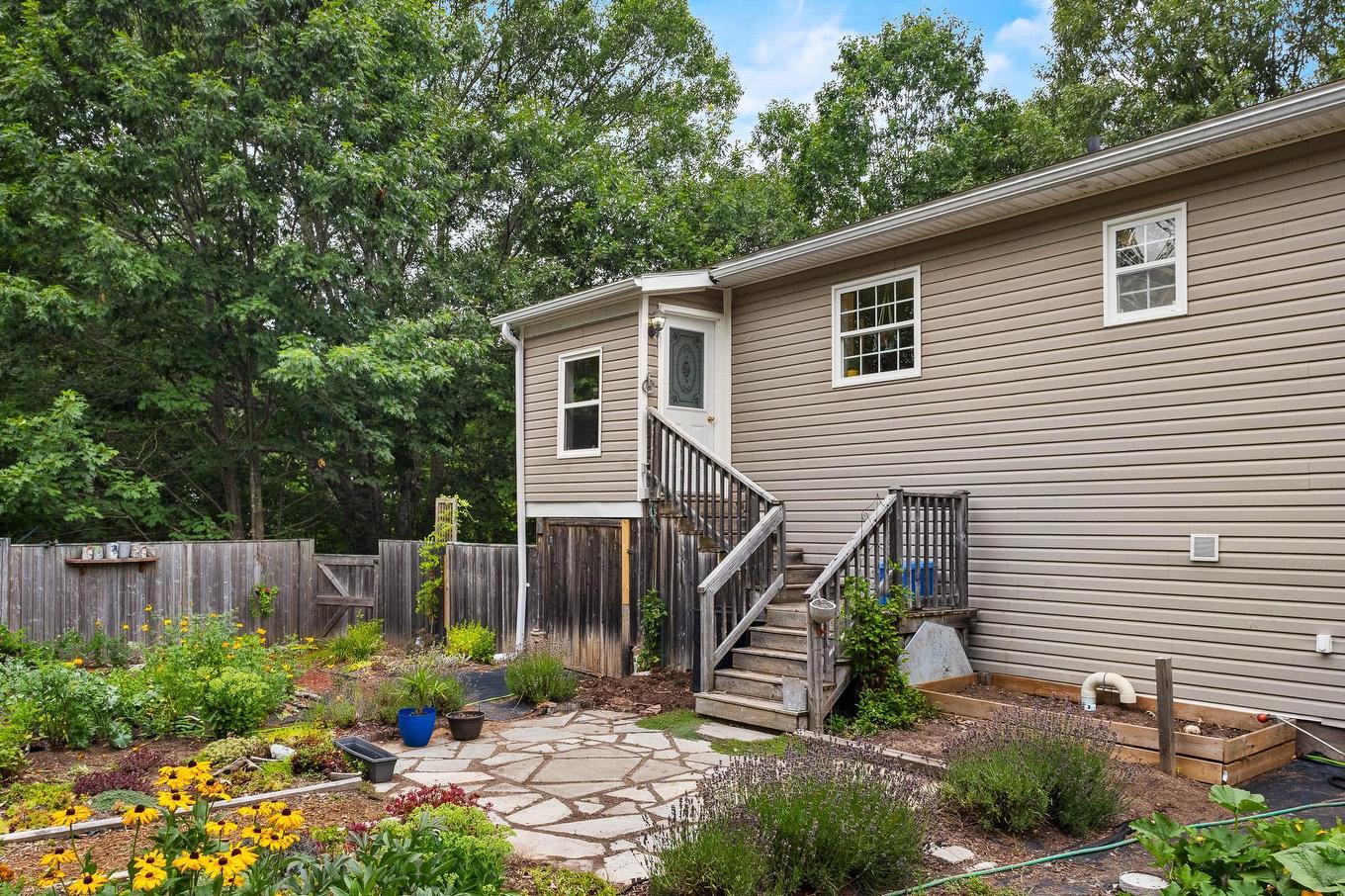 296 Exhibition Street, Kentville, NS