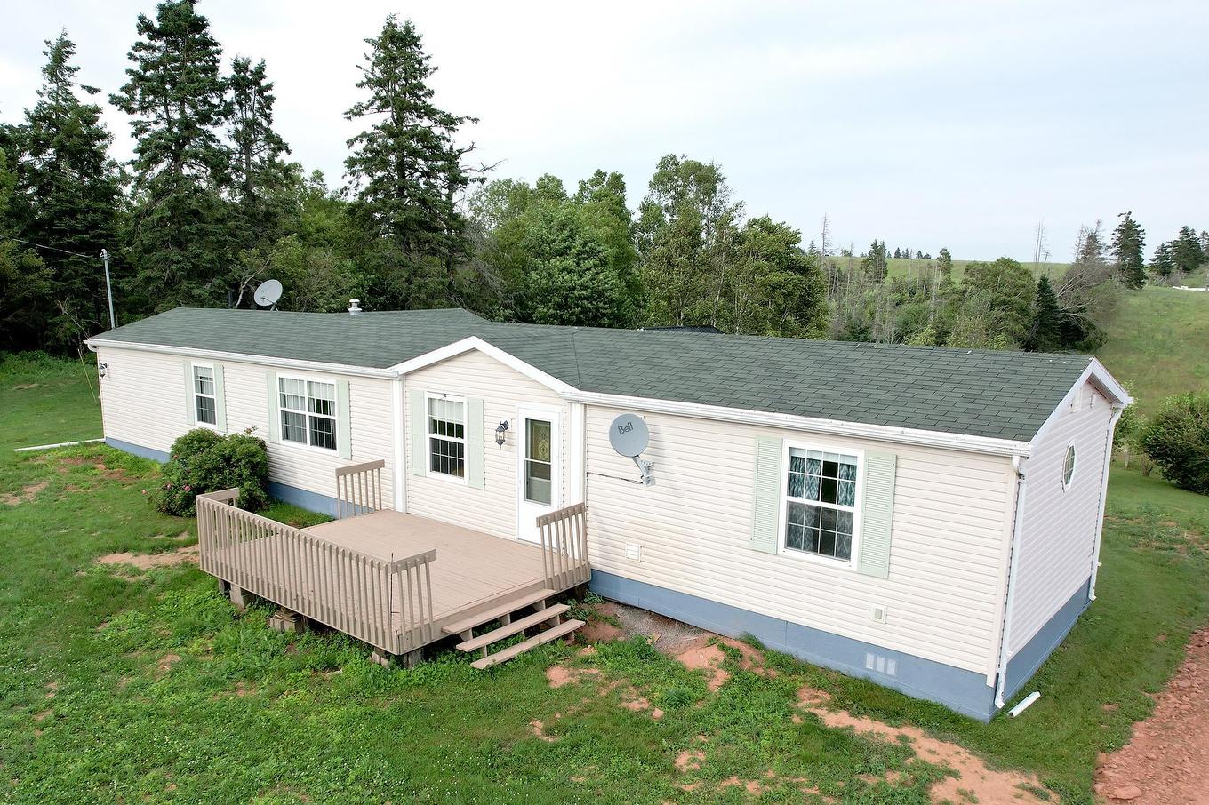 2308 Maplpewood Road, Kellys Cross, PE