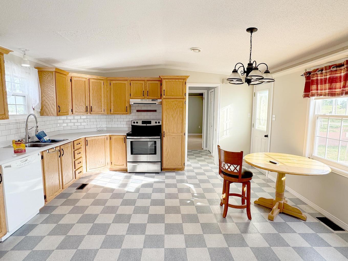 2308 Maplpewood Road, Kellys Cross, PE