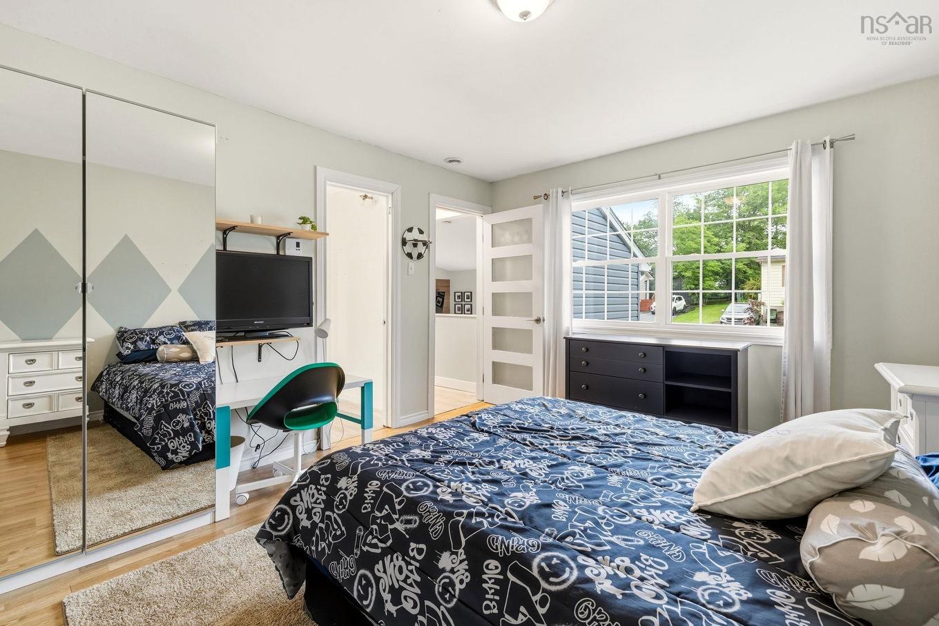 110 Sampson Drive, Lower Sackville, NS - Indoor Photo Showing Bedroom