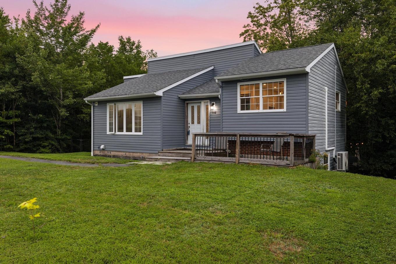 110 Sampson Drive, Lower Sackville, NS - Outdoor