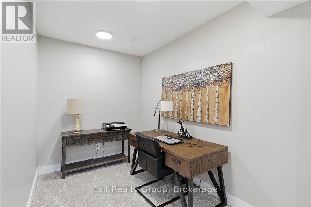 32 Wims Way, Belleville (Thurlow Ward), ON - Indoor Photo Showing Other Room