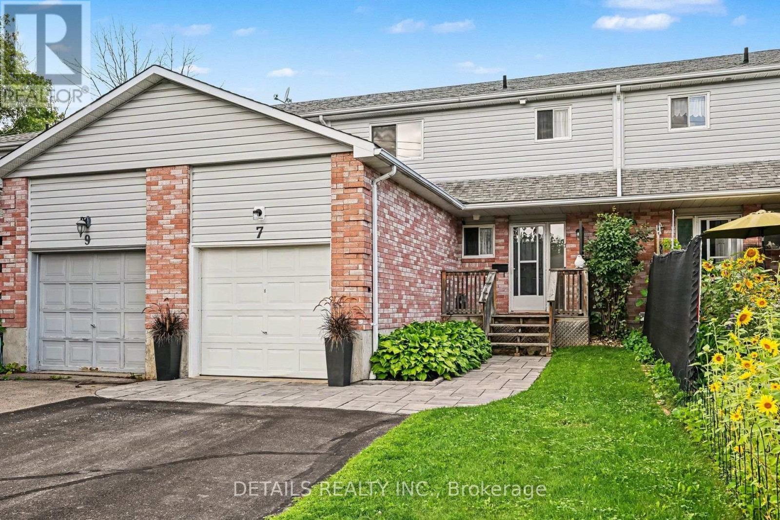 Exterior front - 7 Isabella Street, Perth, ON - Outdoor