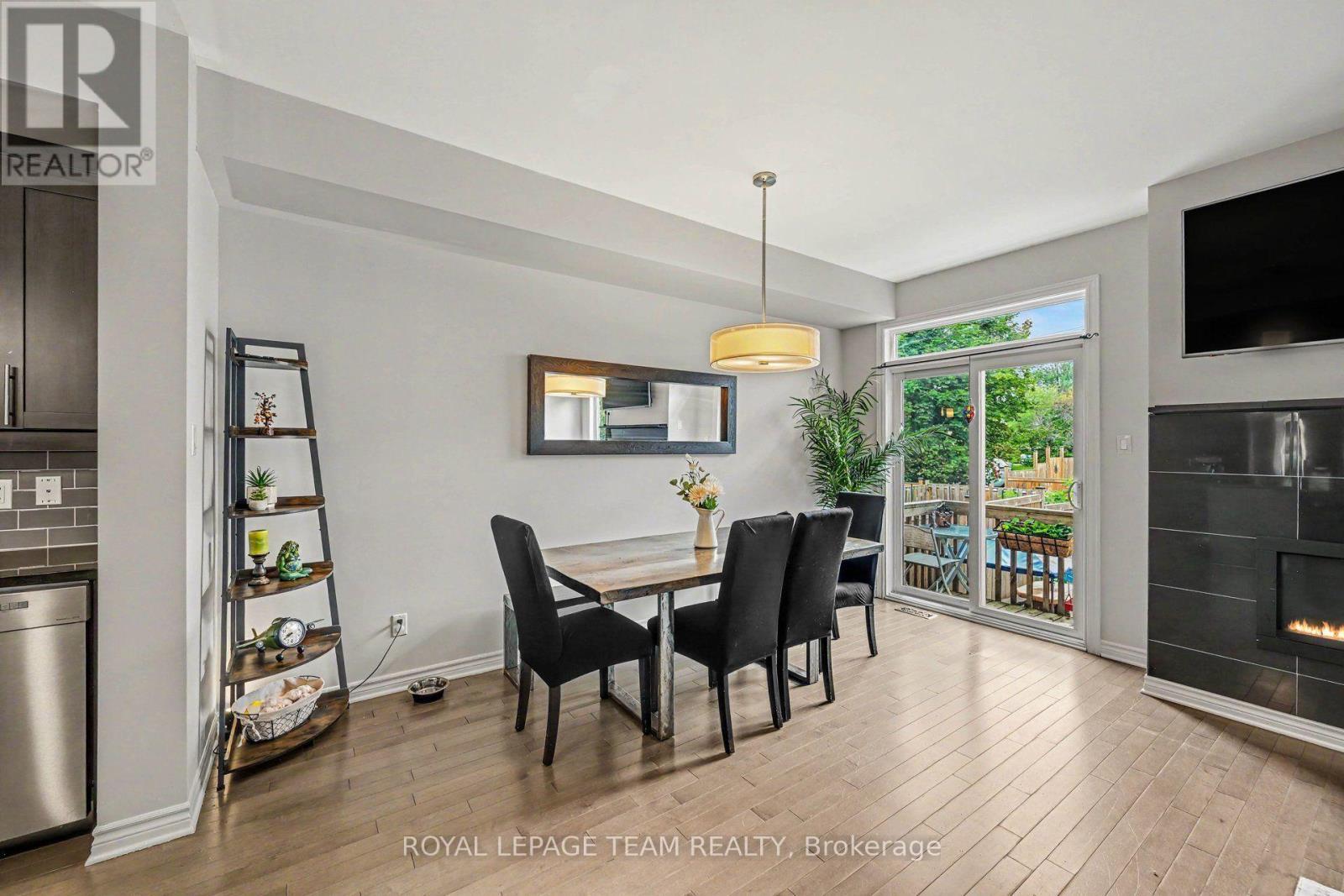 227 King Street, Carleton Place, ON - Indoor Photo Showing Dining Room