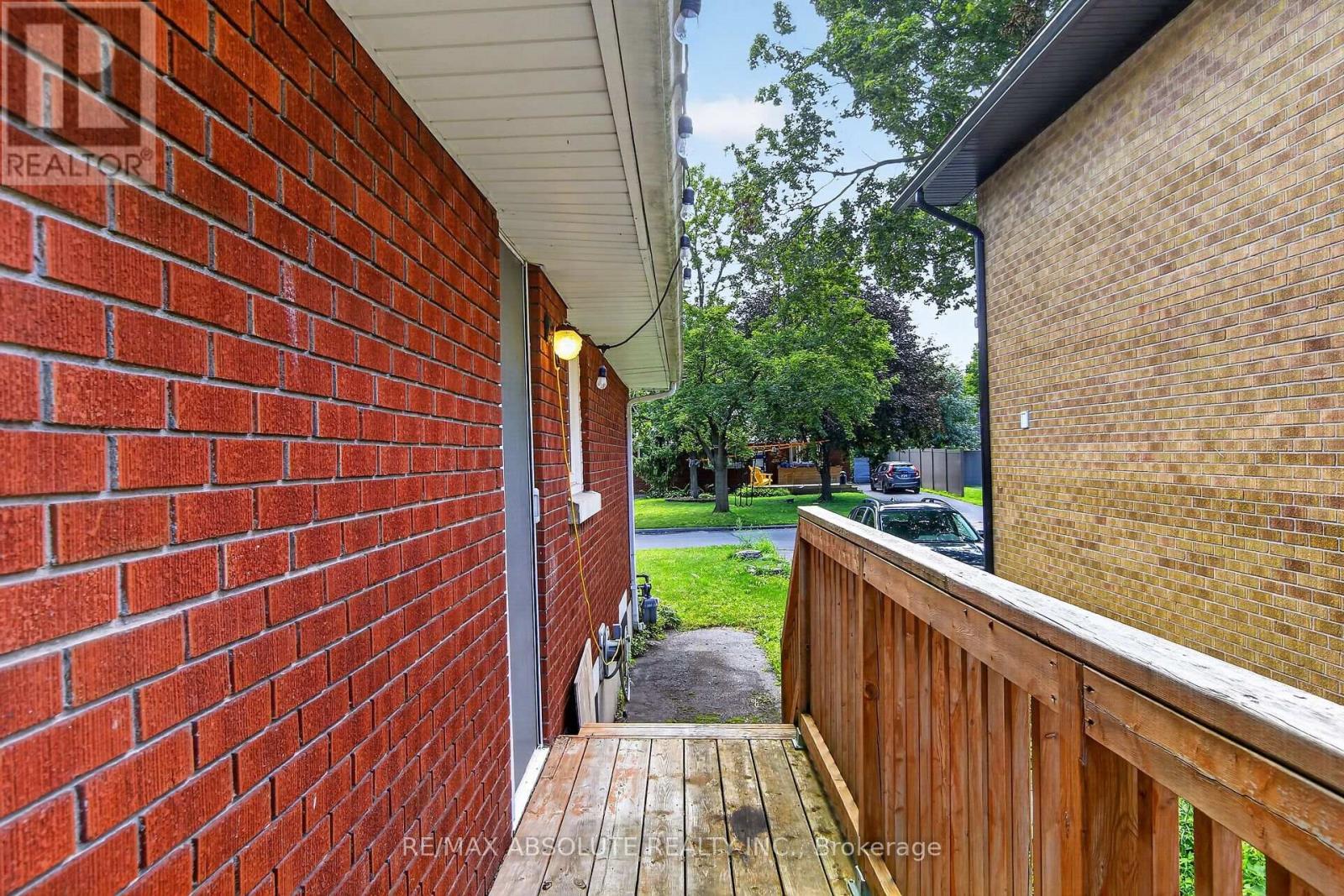 511 Penhill Avenue, Ottawa, ON - Outdoor With Exterior