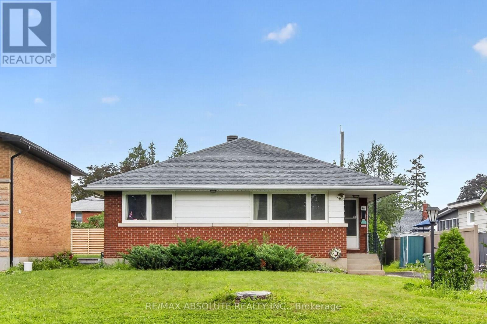 511 Penhill Avenue, Ottawa, ON - Outdoor