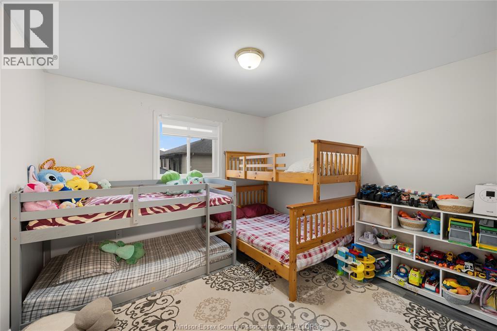 4574 Tumbleweed Crescent, Windsor, ON - Indoor Photo Showing Bedroom
