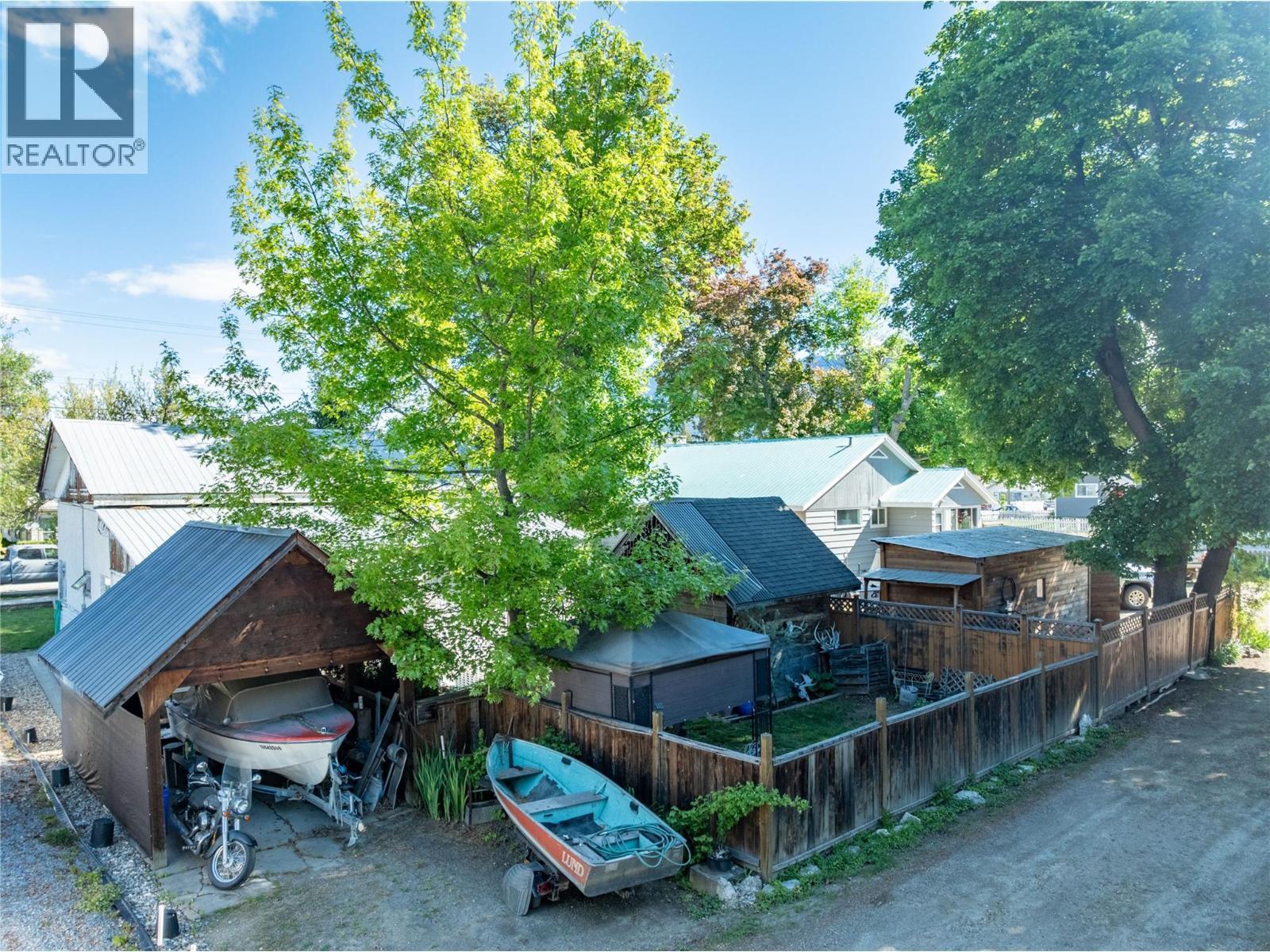 704 Knight Avenue, Enderby, BC
