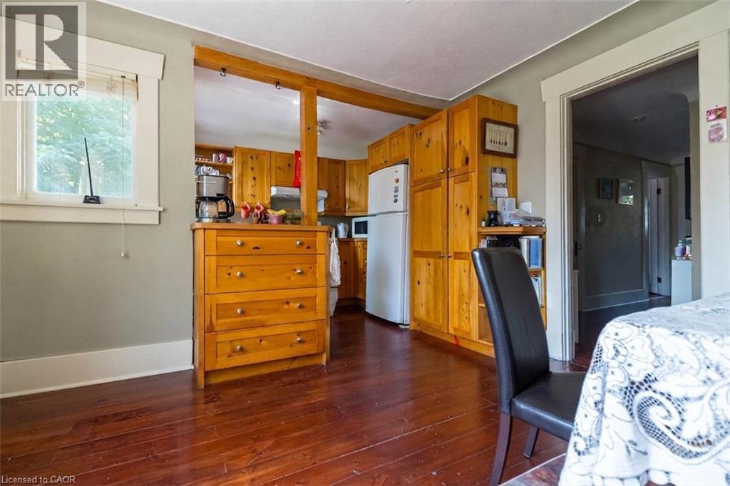 121 Eastbourne Avenue, Hamilton, ON - Indoor