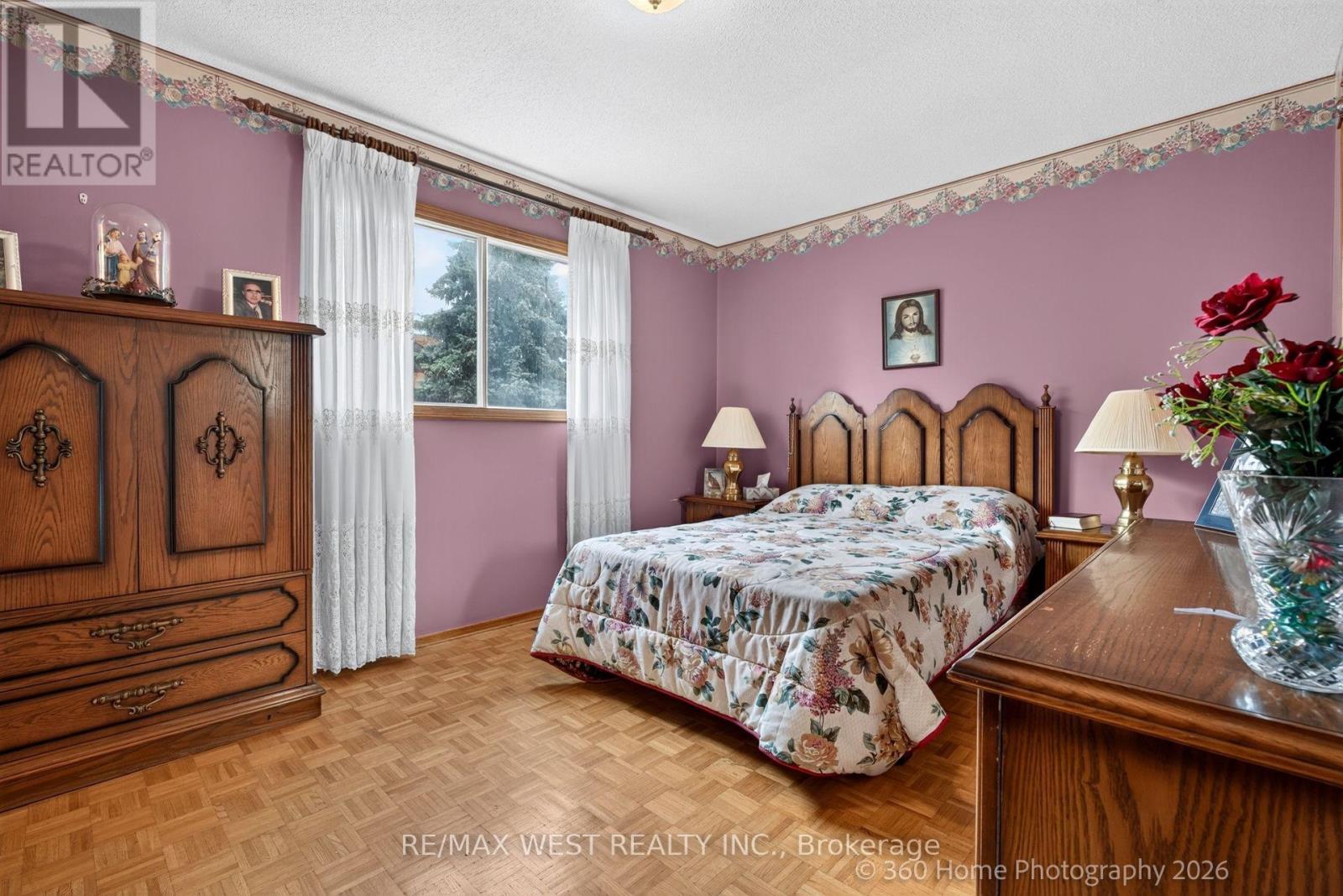 4157 Ottewell Crescent, Mississauga, ON - Indoor Photo Showing Bedroom