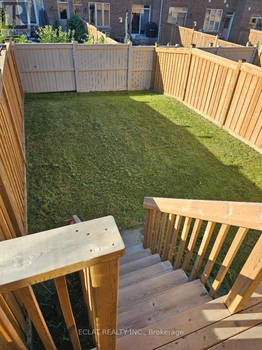 1071 Garner Road E, Hamilton, ON - Outdoor