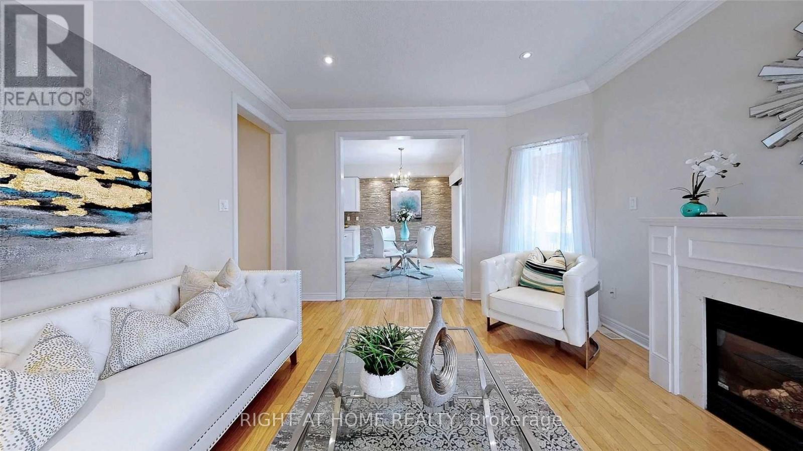 46 Danpatrick Drive, Richmond Hill, ON - Indoor Photo Showing Living Room With Fireplace