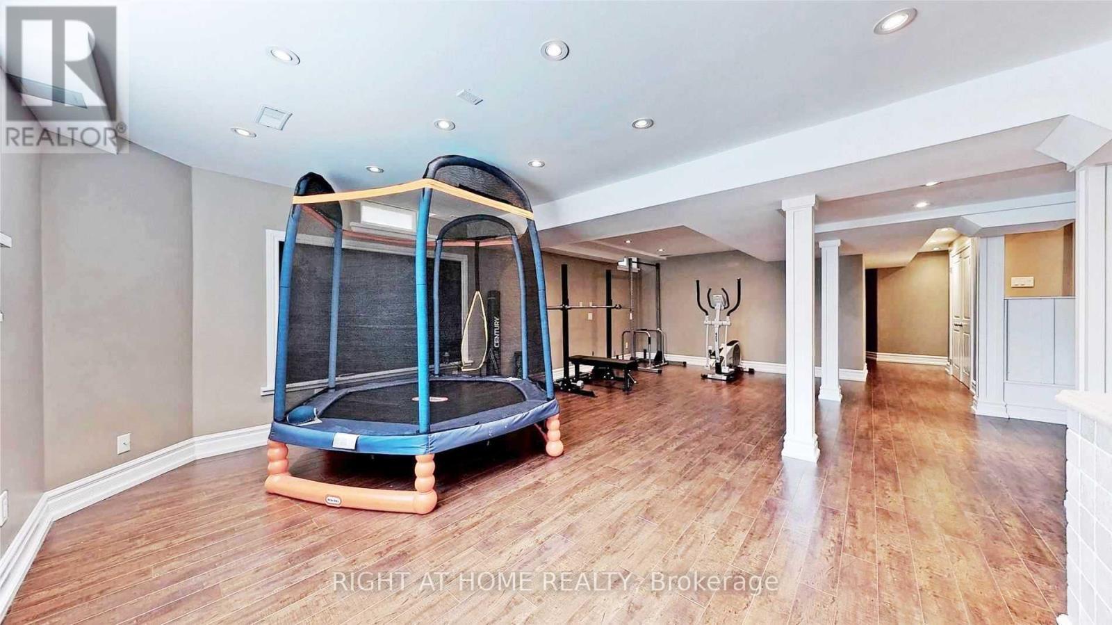 46 Danpatrick Drive, Richmond Hill, ON - Indoor