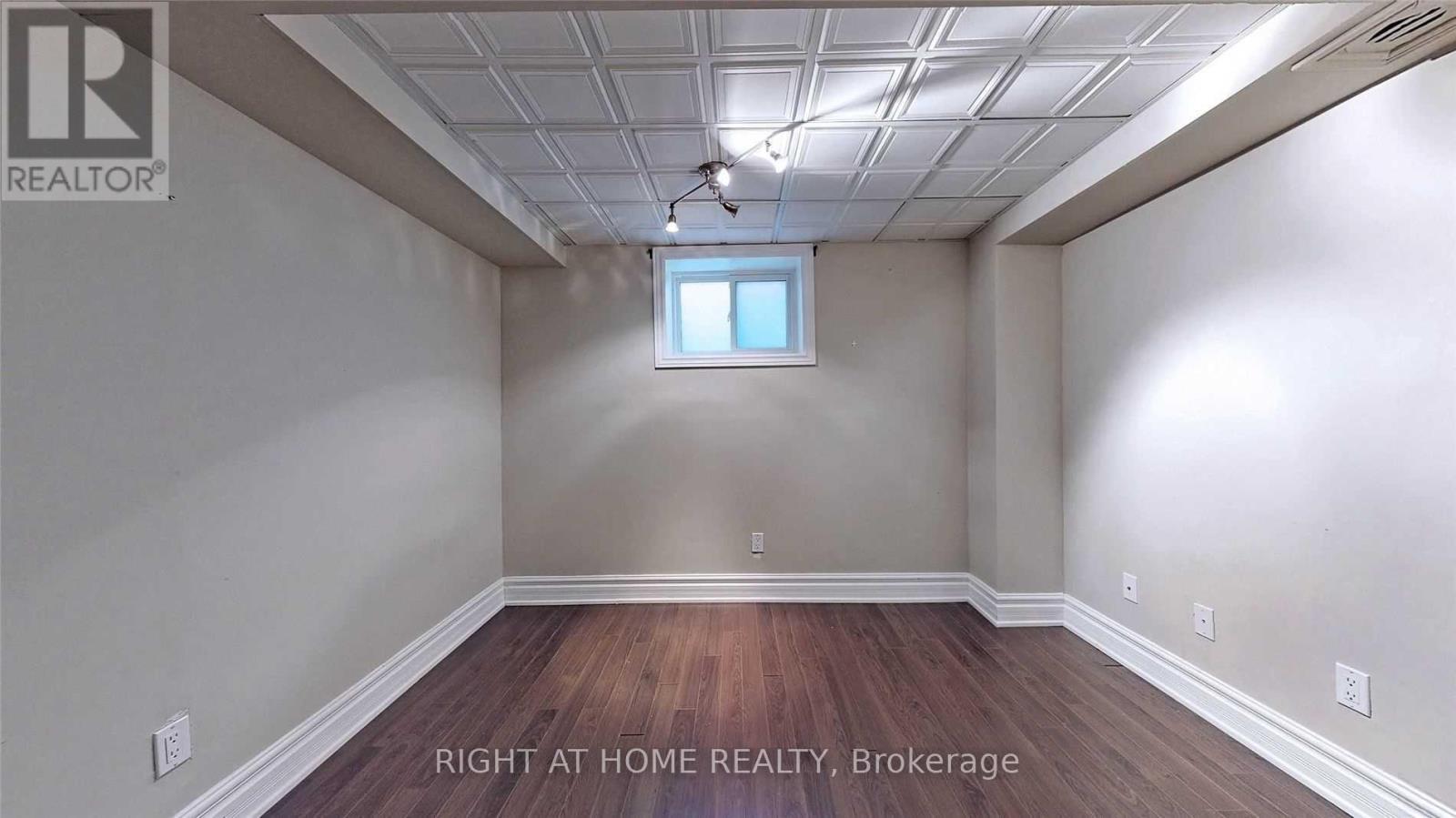 46 Danpatrick Drive, Richmond Hill, ON - Indoor Photo Showing Other Room
