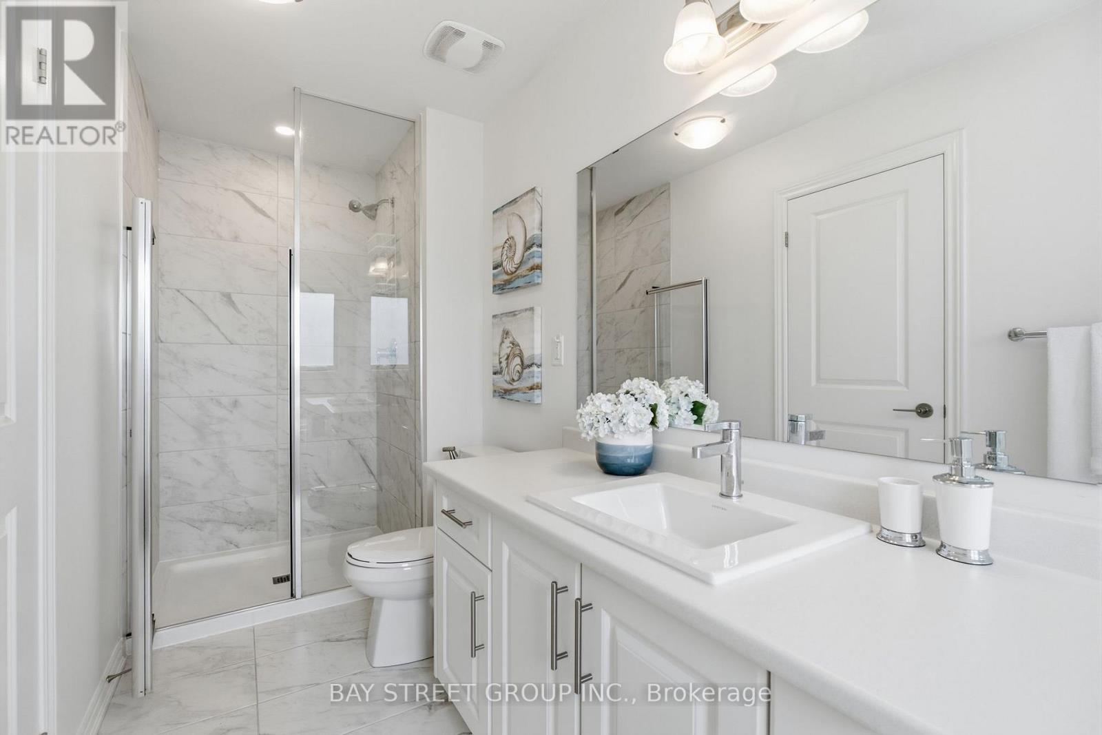 30 Velvet Drive, Whitby, ON - Indoor Photo Showing Bathroom