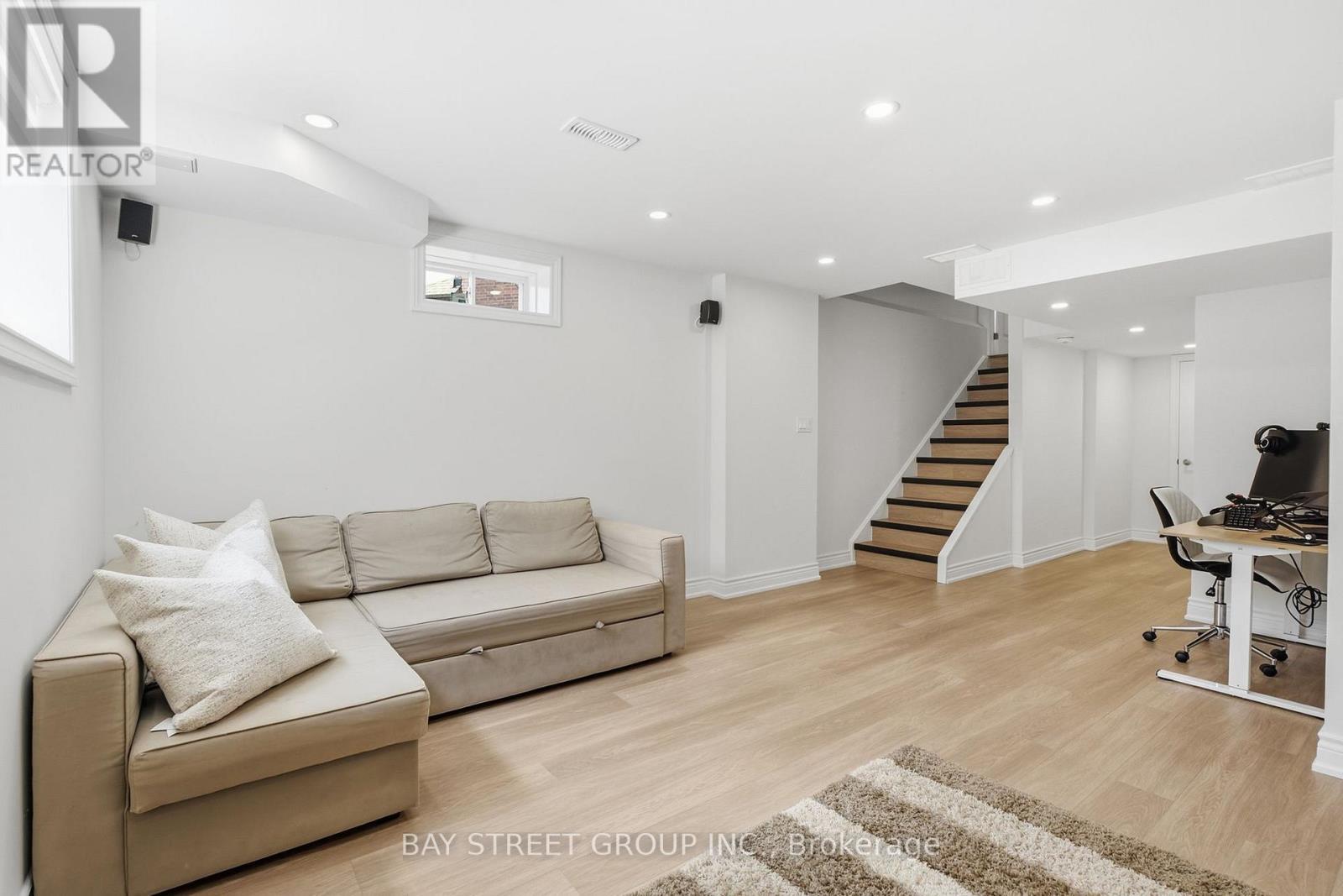 30 Velvet Drive, Whitby, ON - Indoor