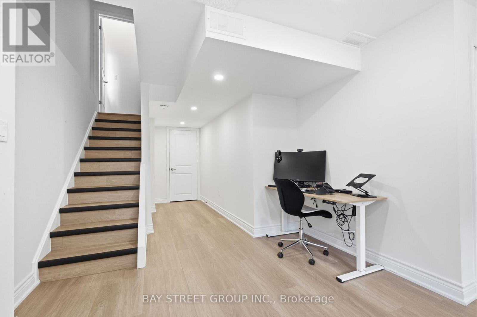 30 Velvet Drive, Whitby, ON - Indoor