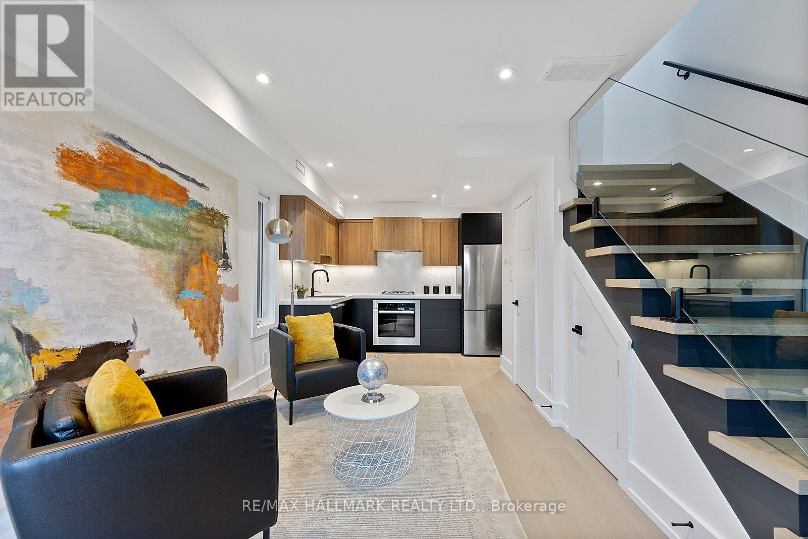 171 Durant Avenue, Toronto, ON - Indoor