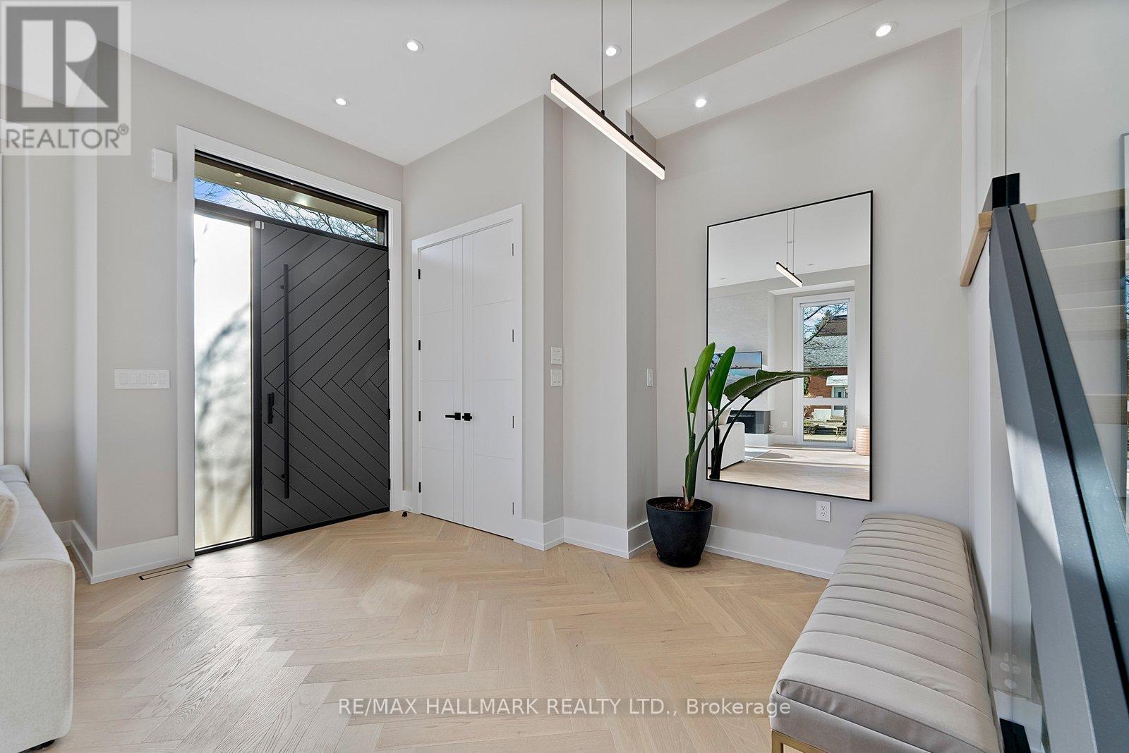 171 Durant Avenue, Toronto, ON - Indoor Photo Showing Other Room