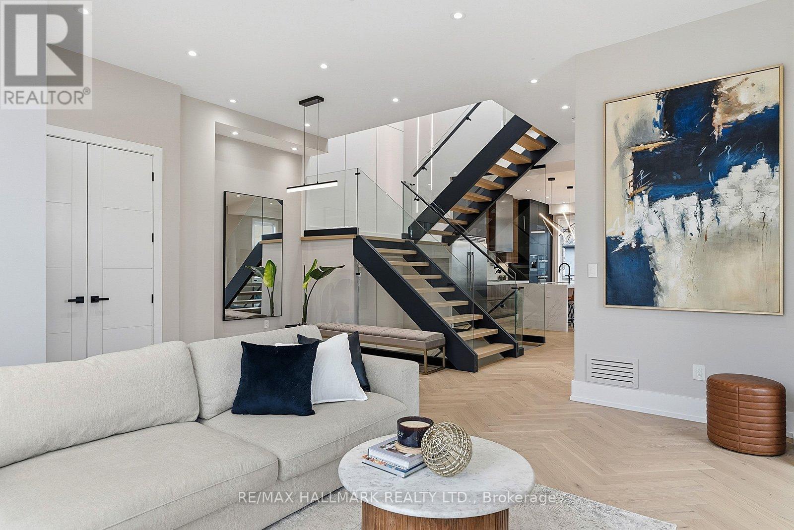 171 Durant Avenue, Toronto, ON - Indoor