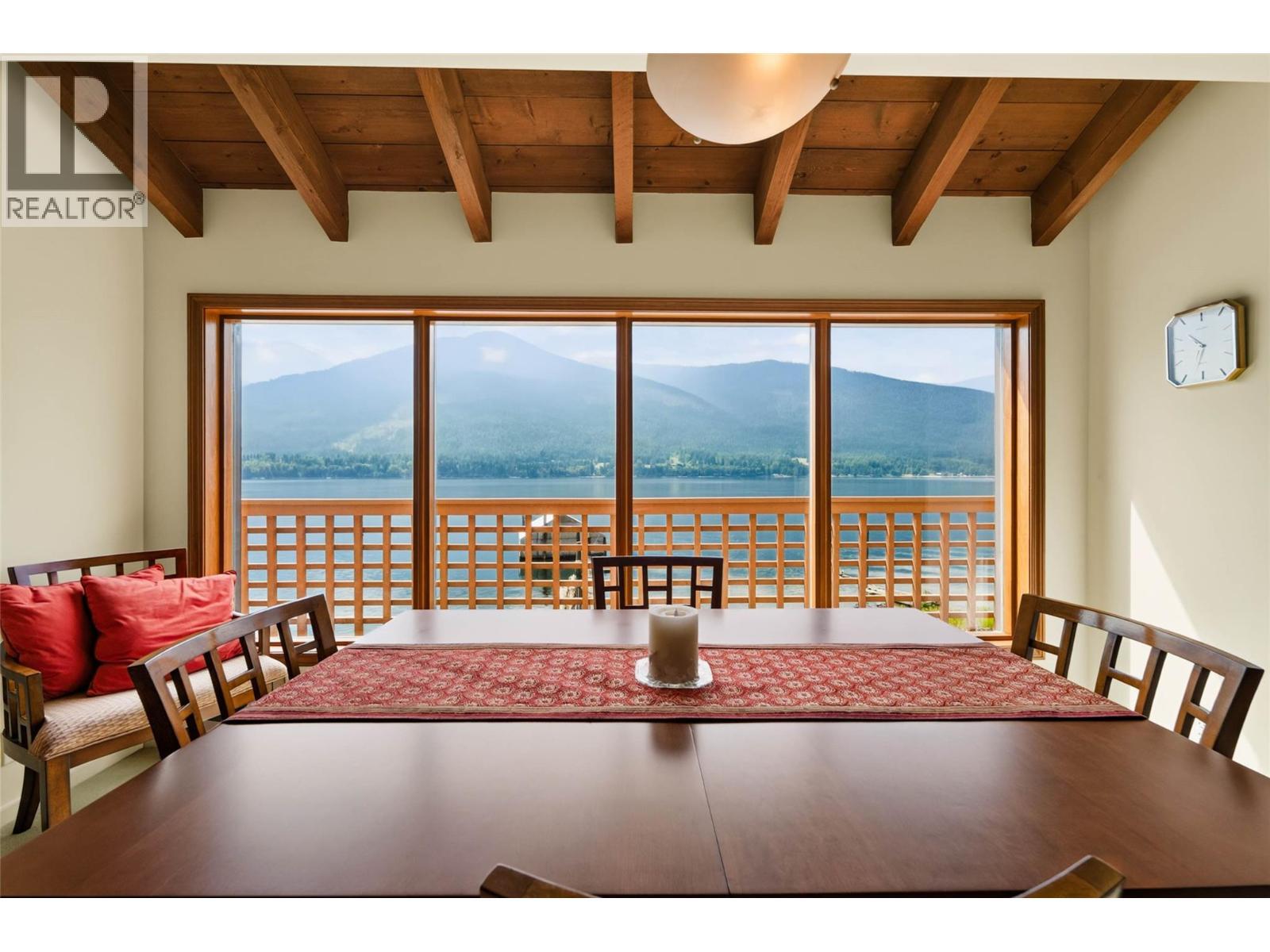 6714 3A Highway, Nelson, BC - Indoor