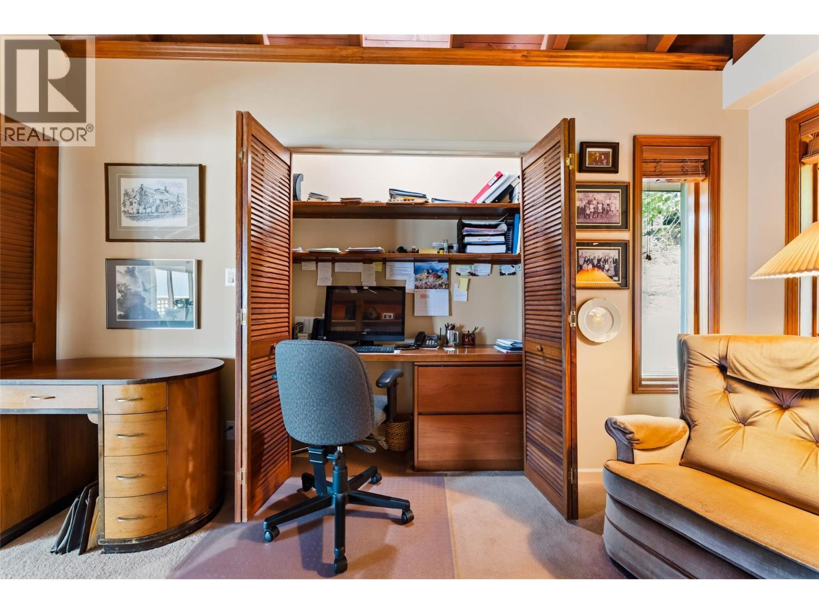 6714 3A Highway, Nelson, BC - Indoor Photo Showing Office
