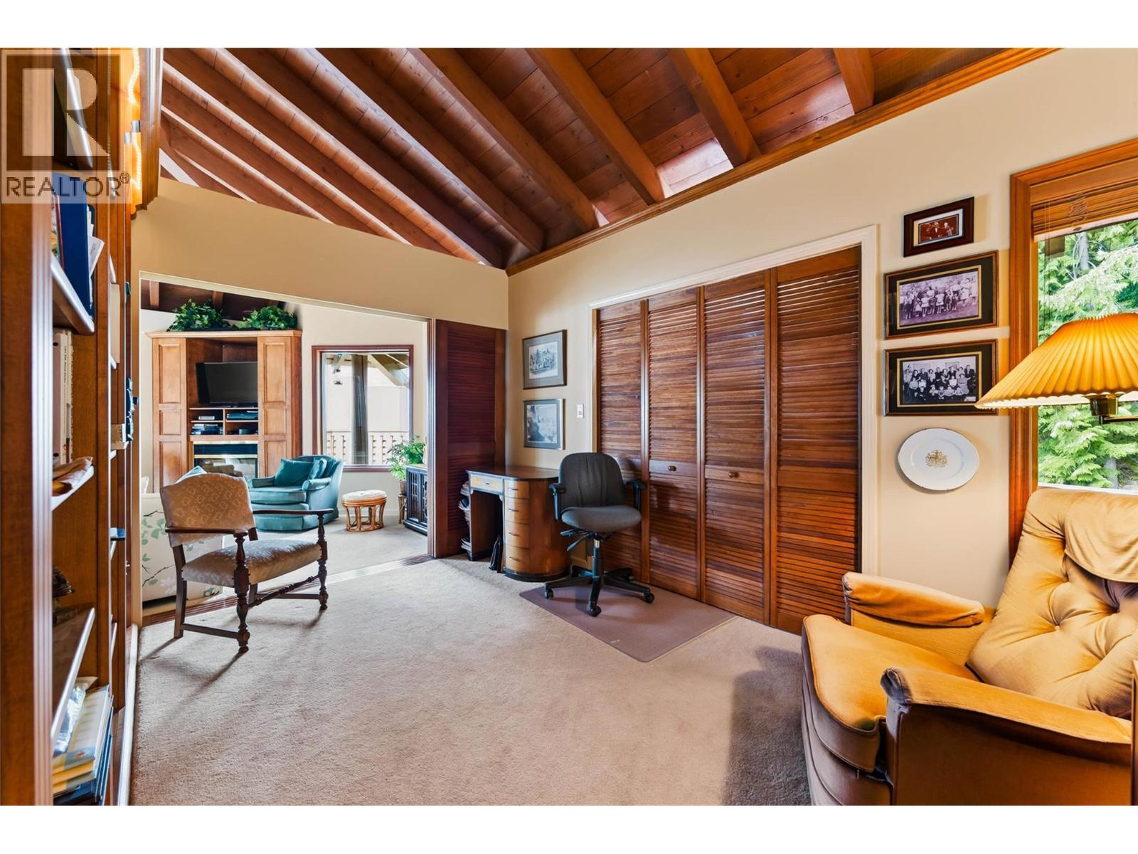 6714 3A Highway, Nelson, BC - Indoor Photo Showing Other Room