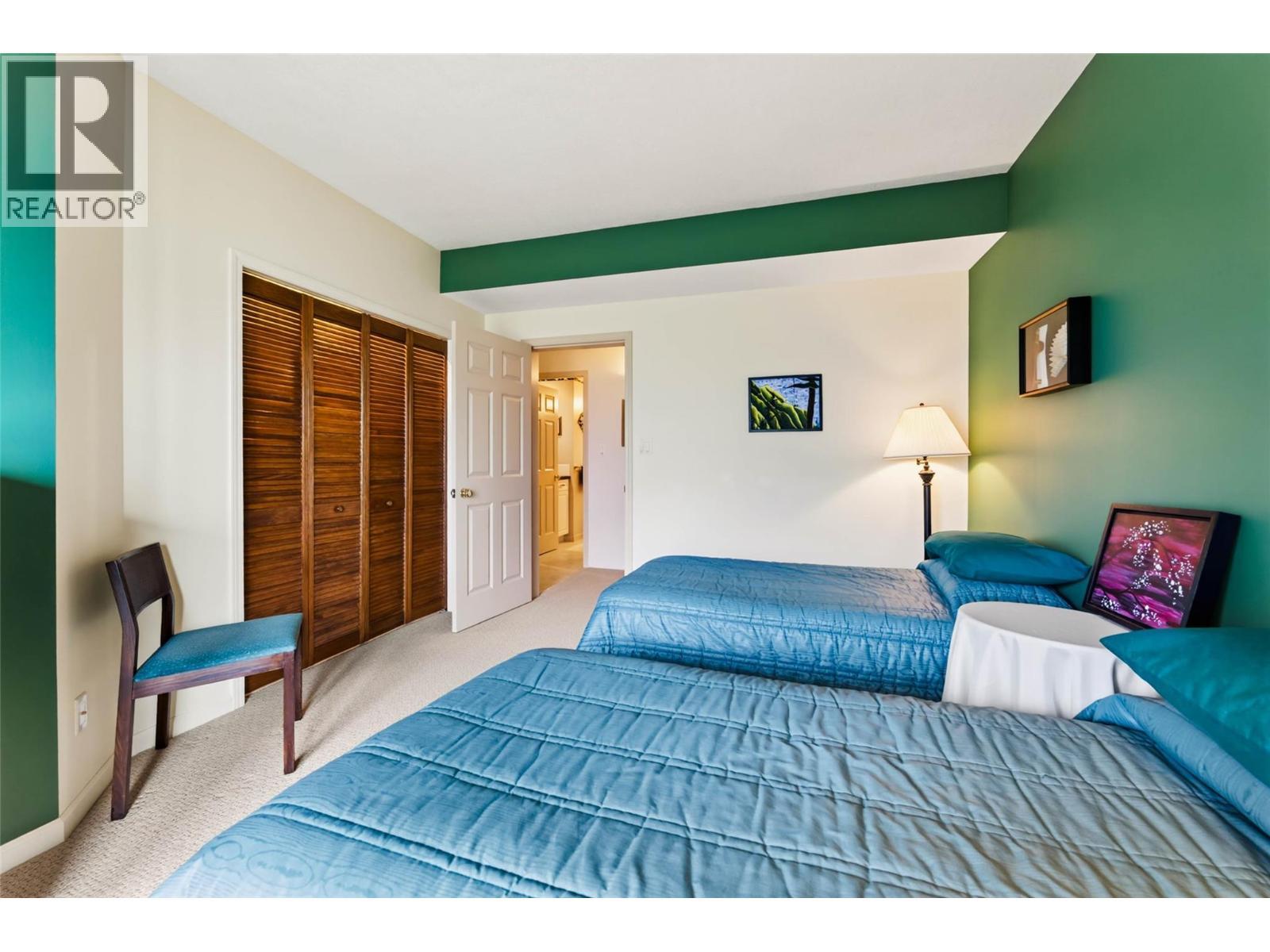 6714 3A Highway, Nelson, BC - Indoor Photo Showing Bedroom