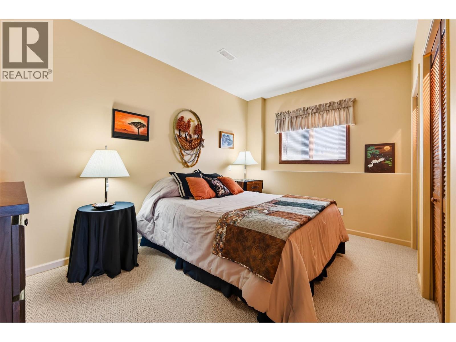 6714 3A Highway, Nelson, BC - Indoor Photo Showing Bedroom