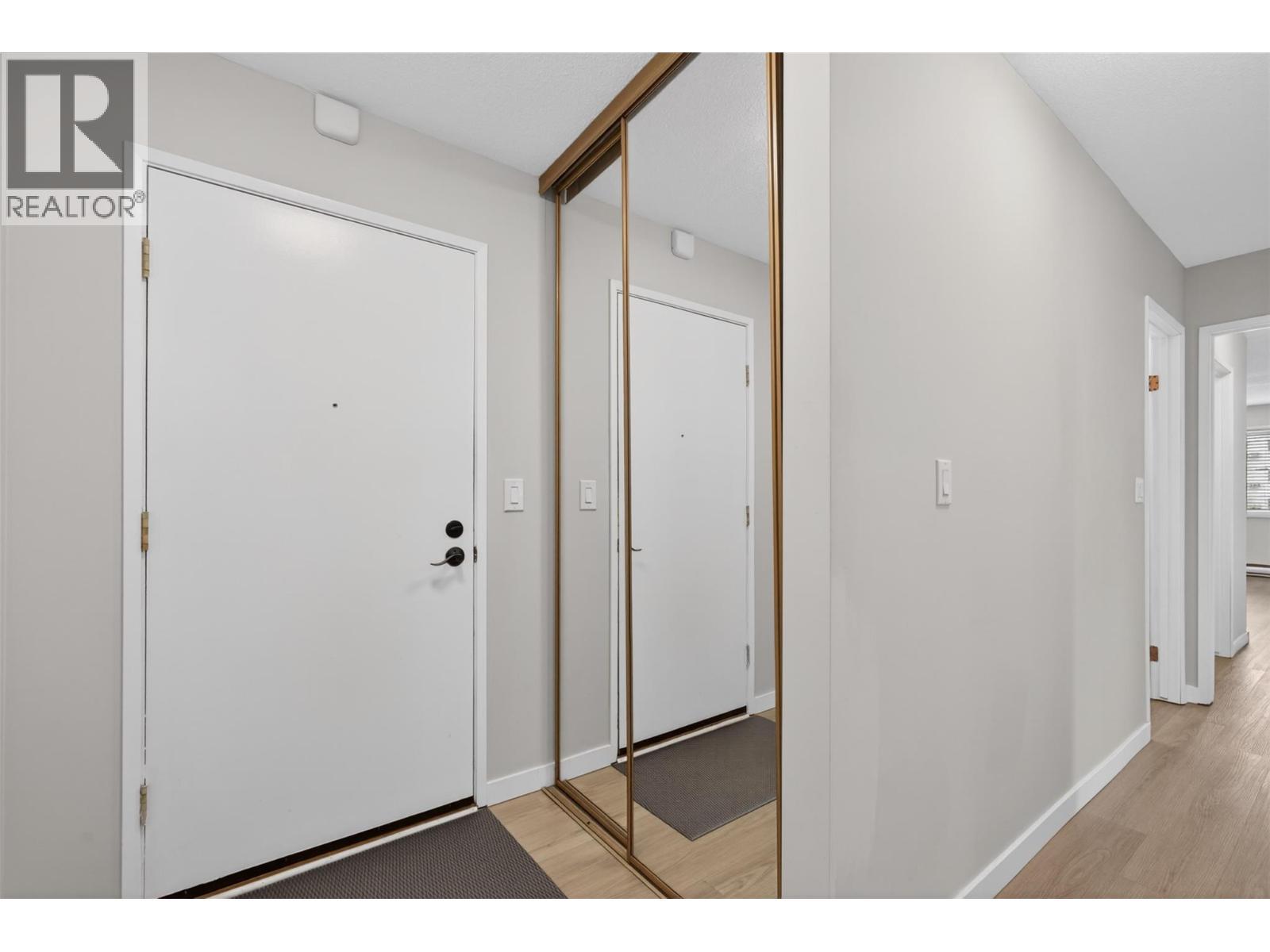 1610 Gordon Drive Unit# 101 Lot# 1, Kelowna, BC - Indoor Photo Showing Other Room