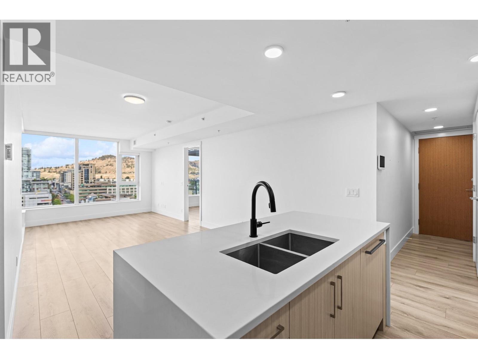 1588 Ellis Street Unit# 1101, Kelowna, BC - Indoor Photo Showing Kitchen With Double Sink