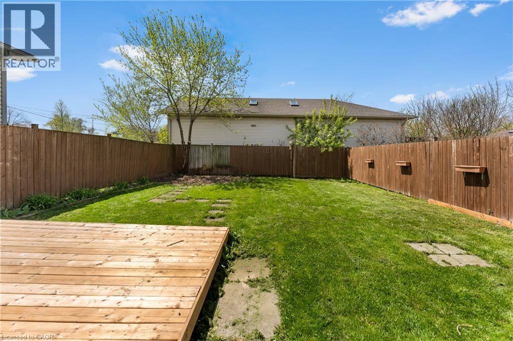 20 Lloyd Street, St. Catharines, ON - Outdoor