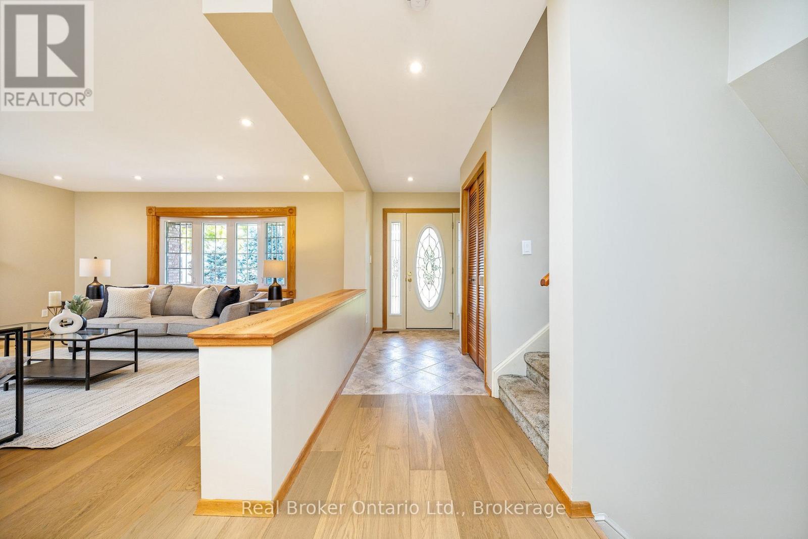 8759 Wellington 124 Road, Erin, ON - Indoor
