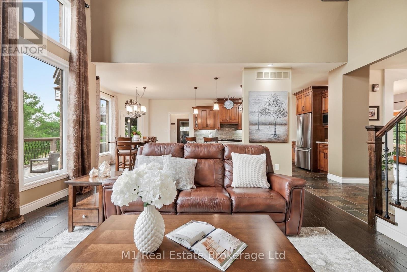 88 Conservation Trail, Centre Wellington (Belwood), ON - Indoor Photo Showing Living Room