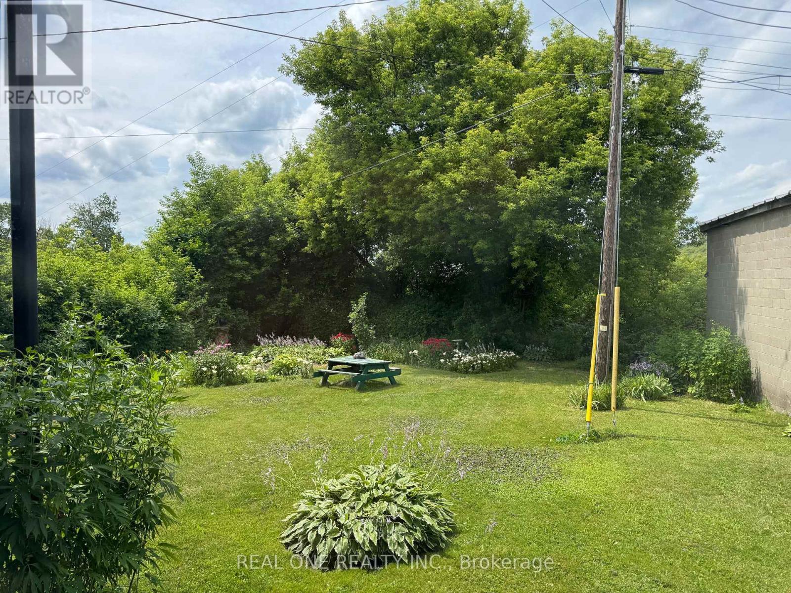 185 Ontario Street, Burk'S Falls, ON