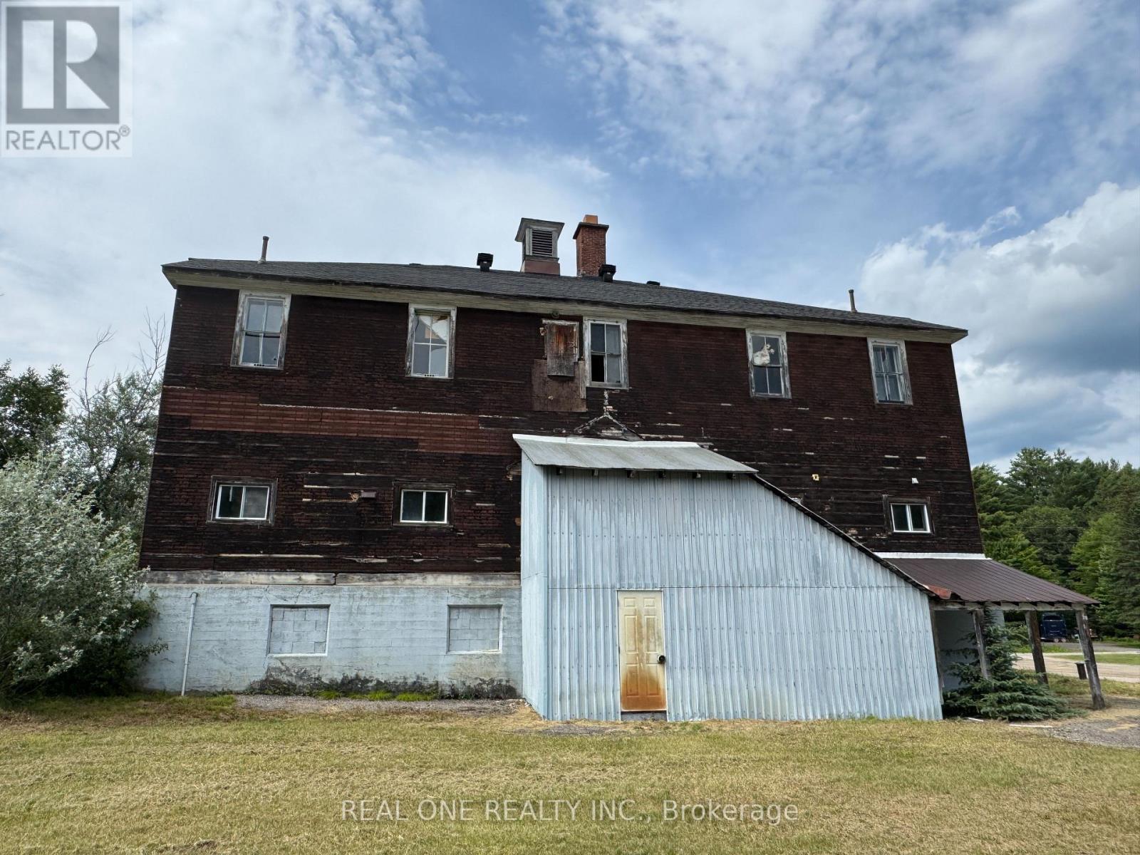 2465 Highway 518 W, Mcmurrich/Monteith, ON