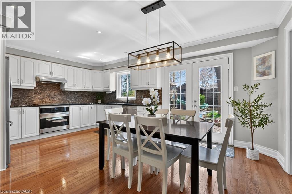 734 Brigadoon Drive, Hamilton, ON - Indoor Photo Showing Other Room