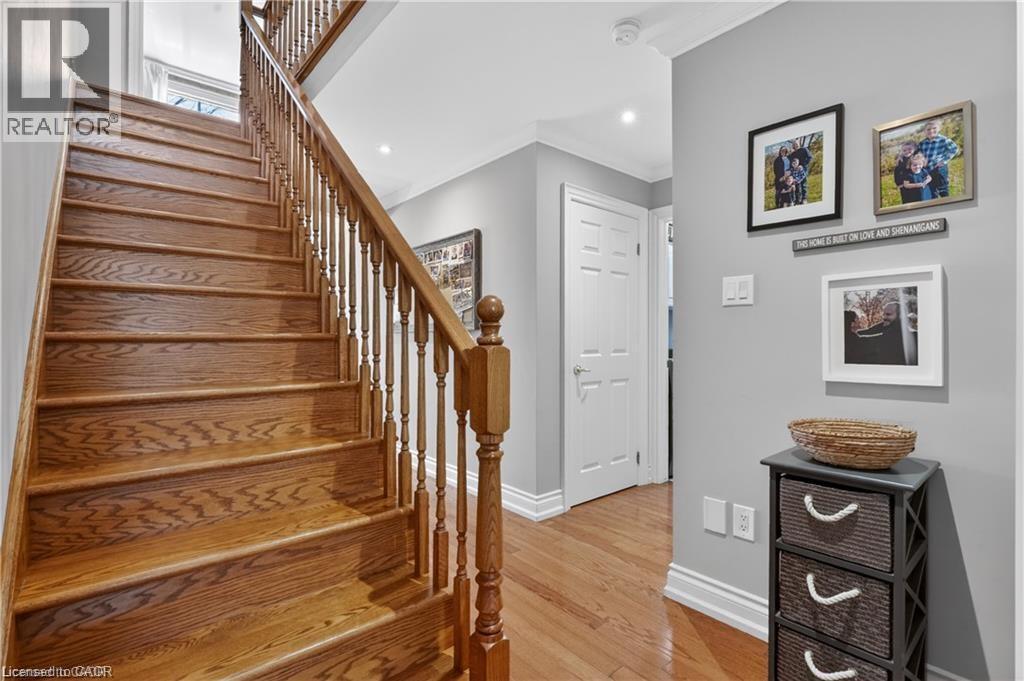 734 Brigadoon Drive, Hamilton, ON - Indoor Photo Showing Other Room