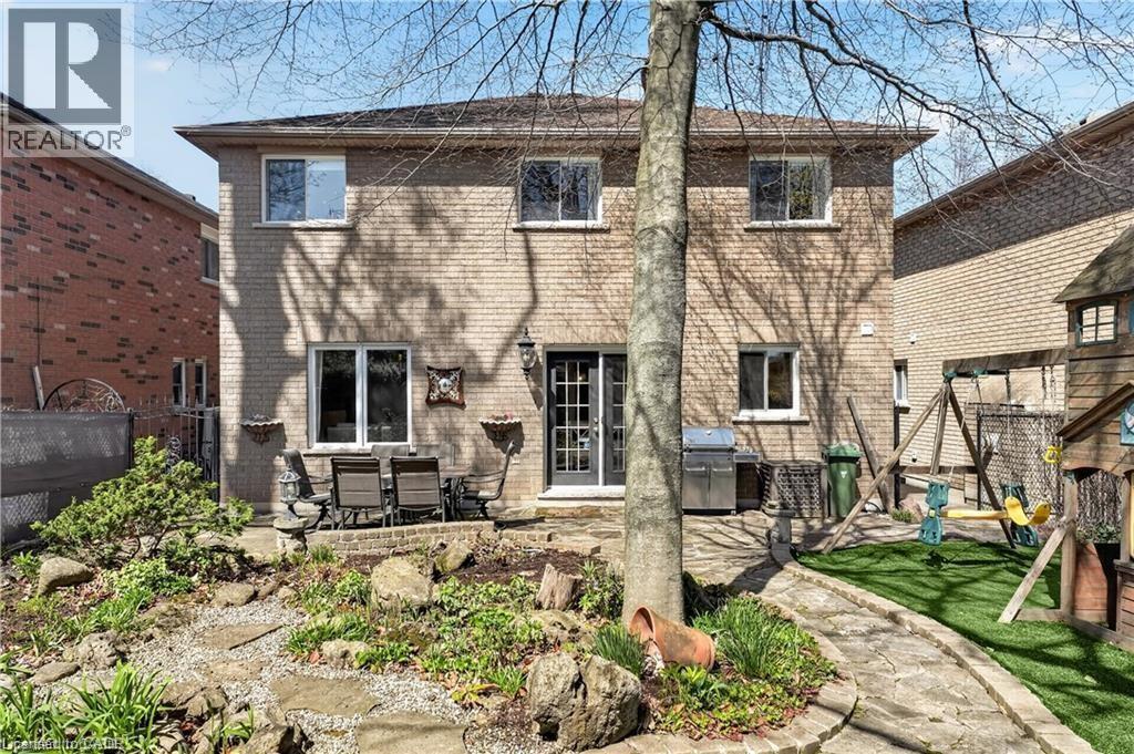 734 Brigadoon Drive, Hamilton, ON - Outdoor