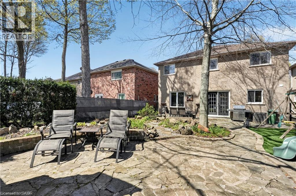 734 Brigadoon Drive, Hamilton, ON - Outdoor