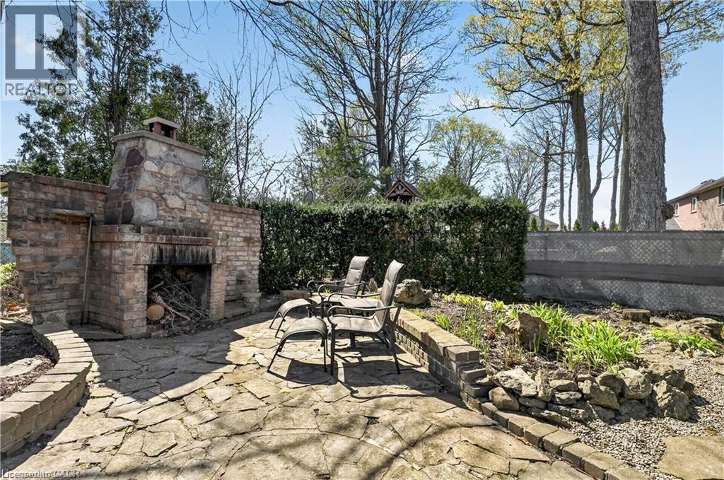 734 Brigadoon Drive, Hamilton, ON - Outdoor