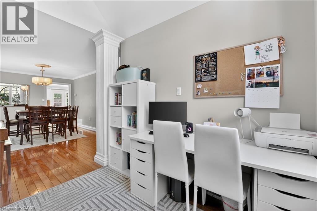 734 Brigadoon Drive, Hamilton, ON - Indoor Photo Showing Other Room
