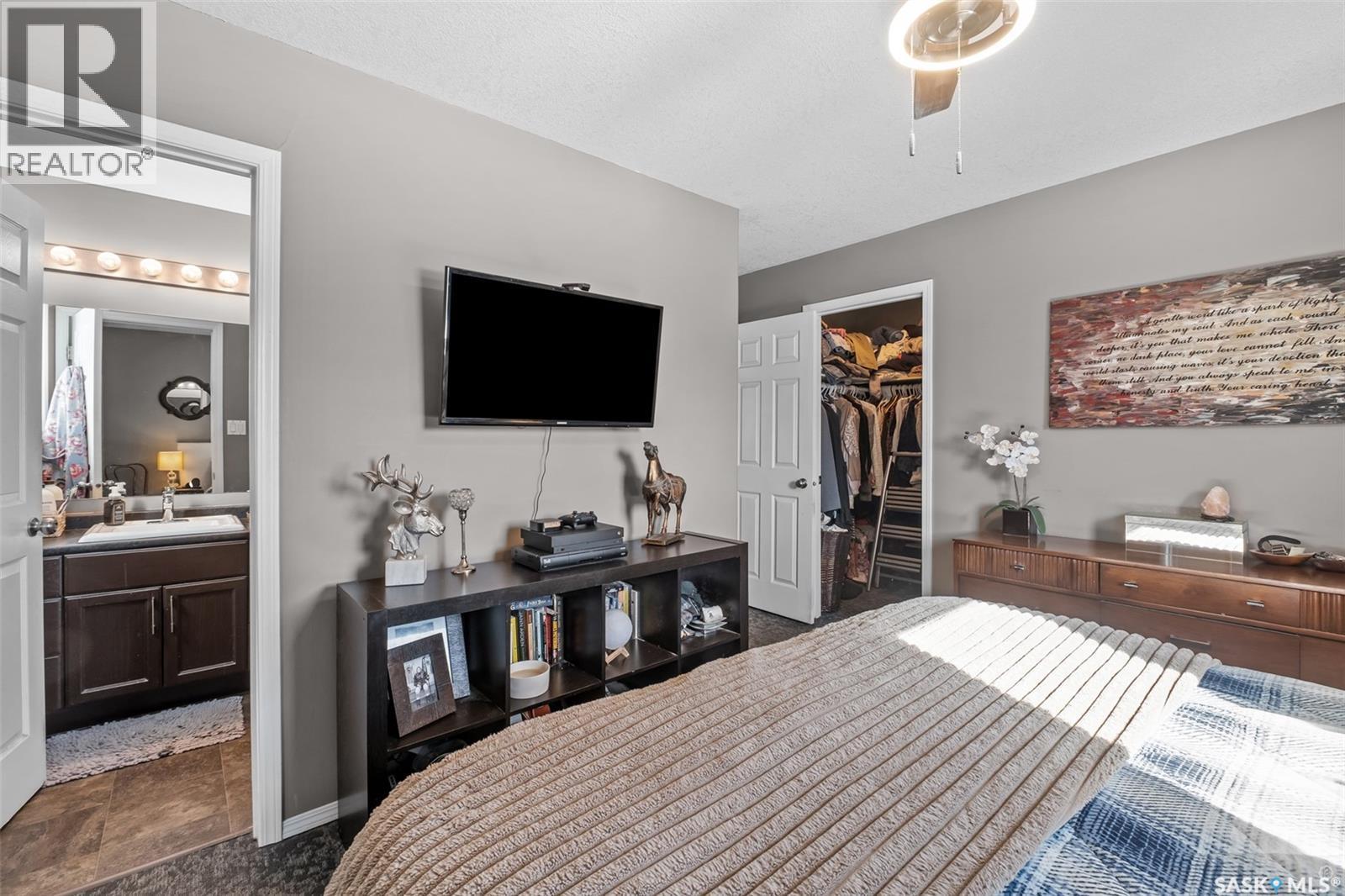 808 Lakeridge Drive, Buckland Rm No. 491, SK - Indoor Photo Showing Bedroom